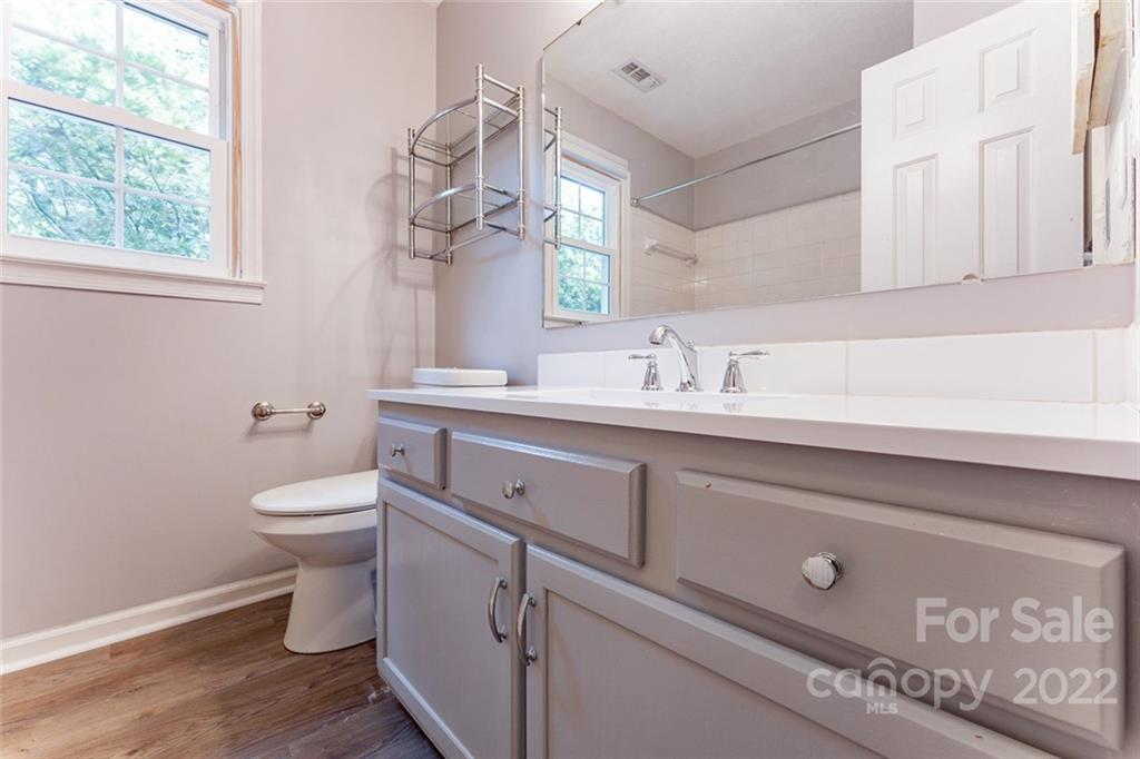 11 Primrose Lane Asheville NC 28805