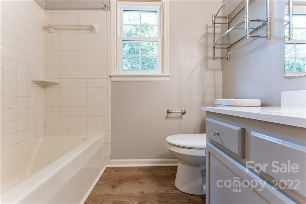 11 Primrose Lane Asheville NC 28805