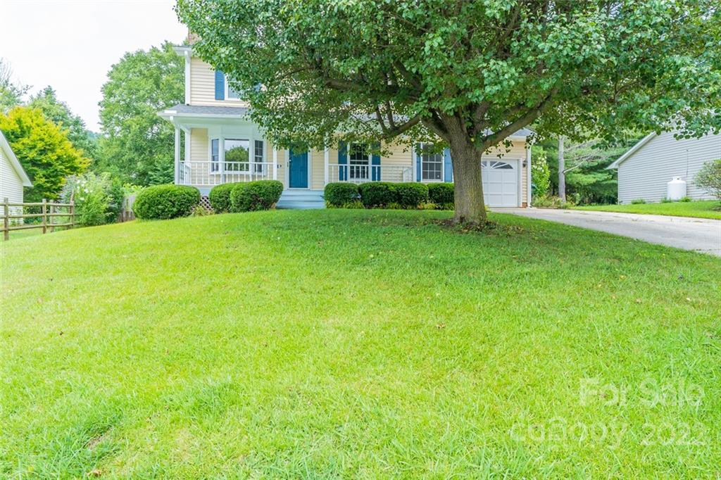 11 Primrose Lane Asheville NC 28805