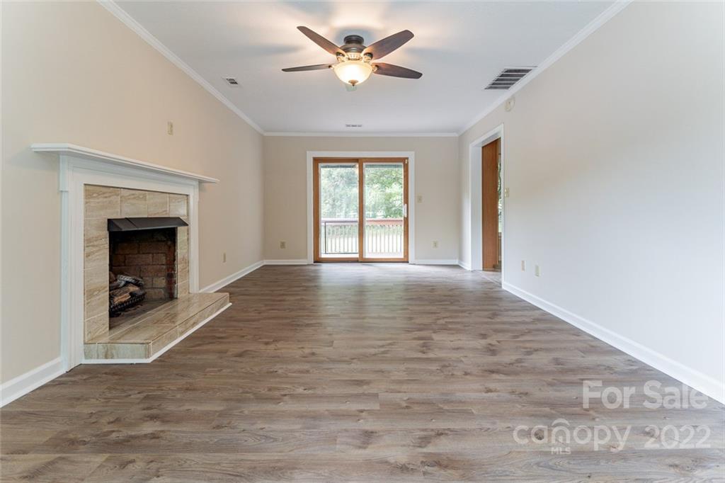 11 Primrose Lane Asheville NC 28805
