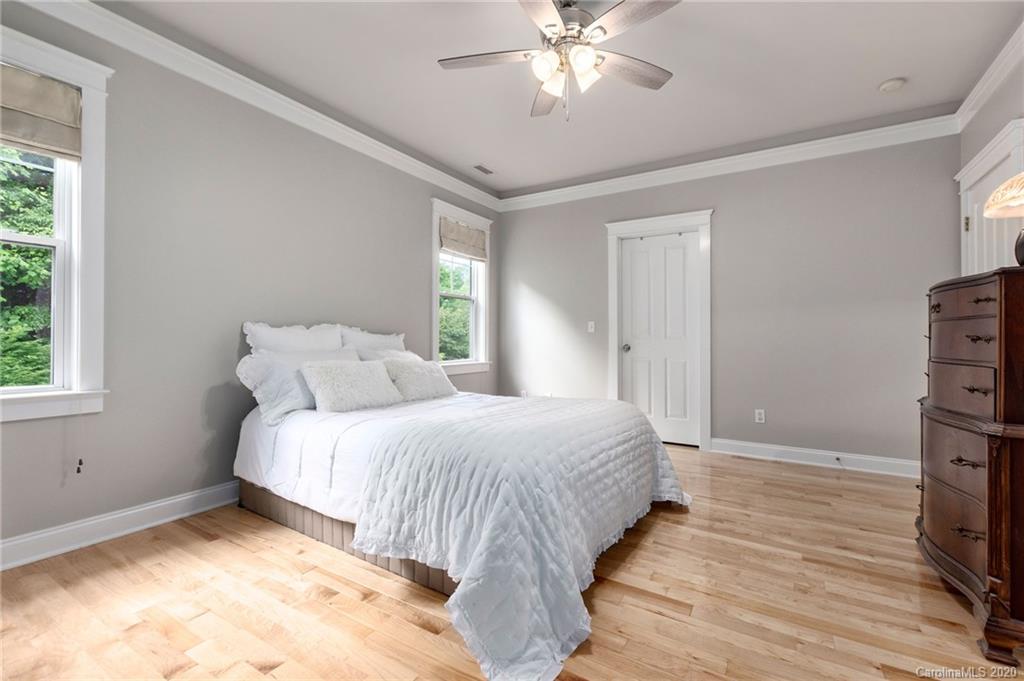 1335 Heathbrook Circle Asheville NC 28803