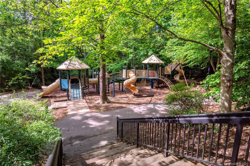 1335 Heathbrook Circle Asheville NC 28803