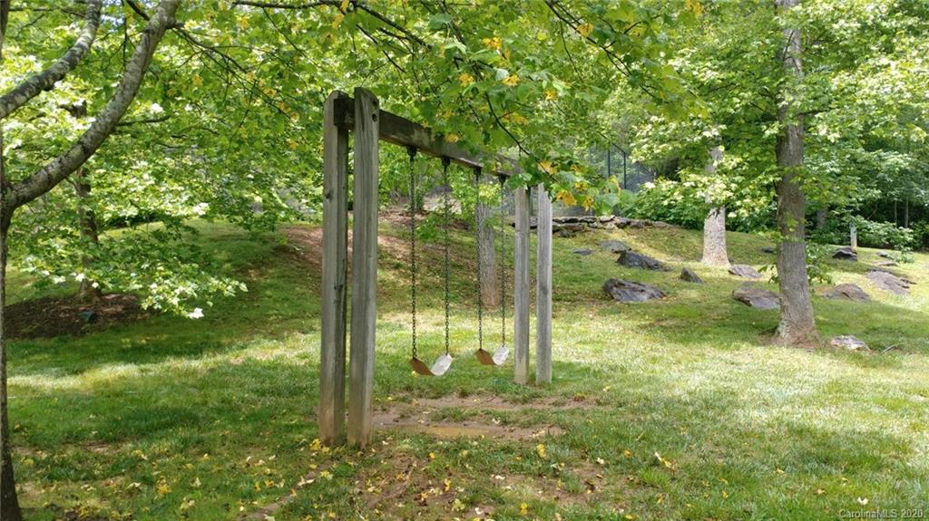 1335 Heathbrook Circle Asheville NC 28803