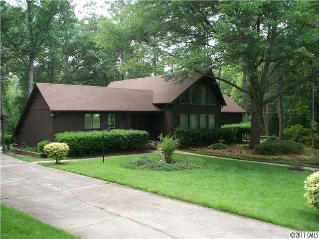 459 Pine Island Drive Charlotte NC 28214