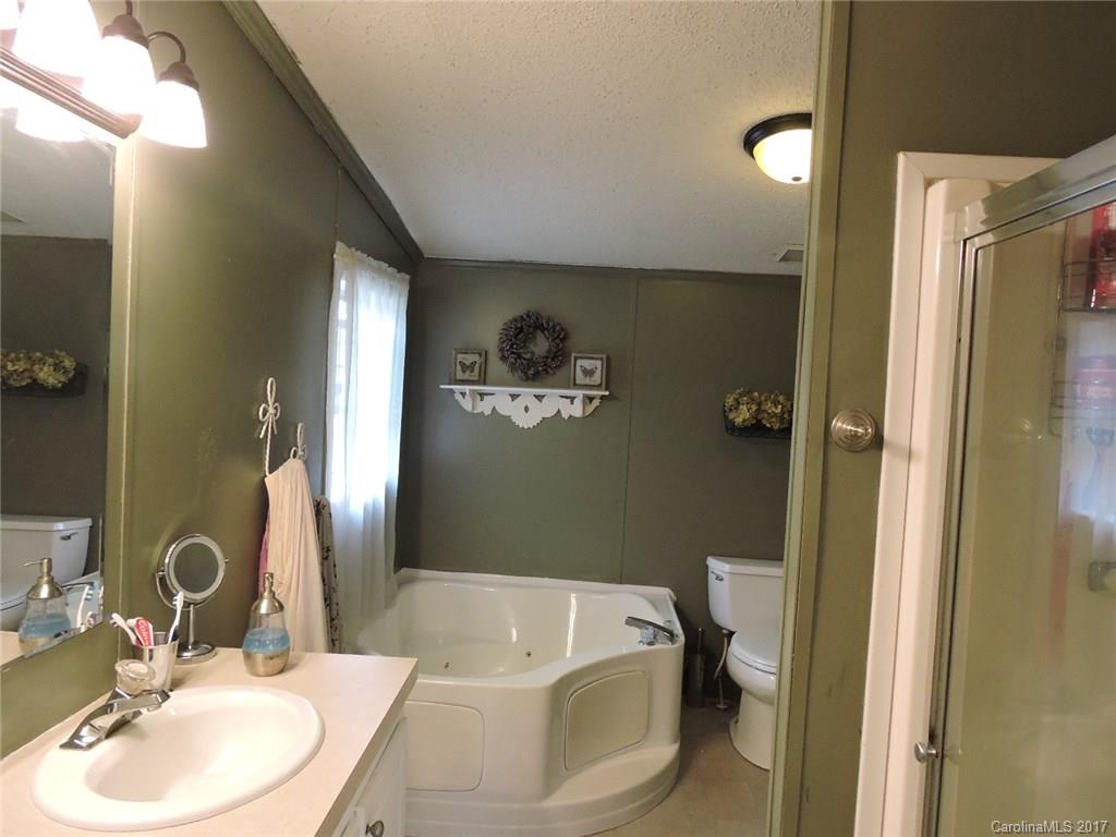 6 Harold Connor Drive Candler NC 28715