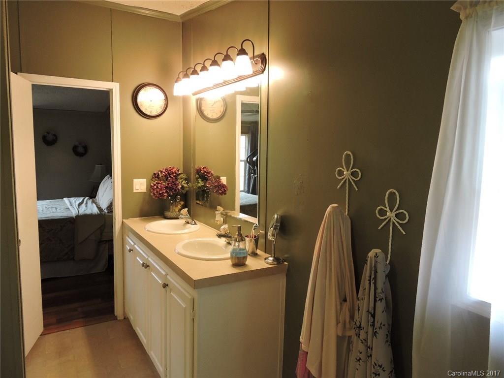 6 Harold Connor Drive Candler NC 28715
