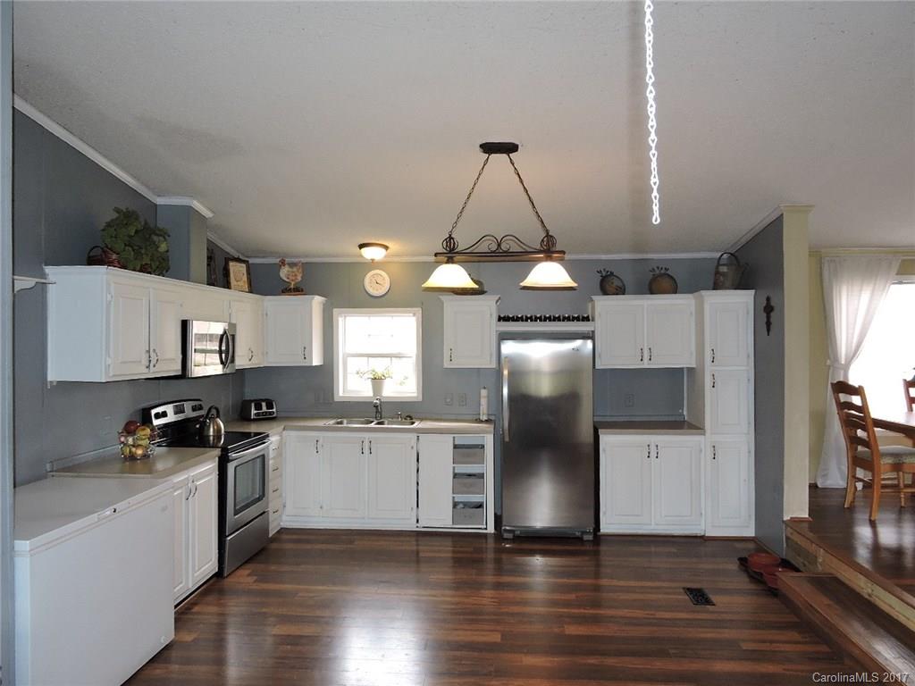 6 Harold Connor Drive Candler NC 28715