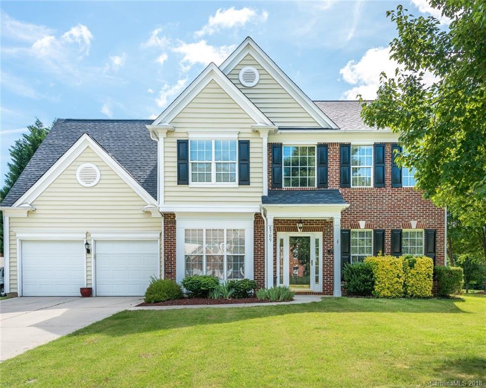 8709 Barrelli Court Charlotte NC 28277