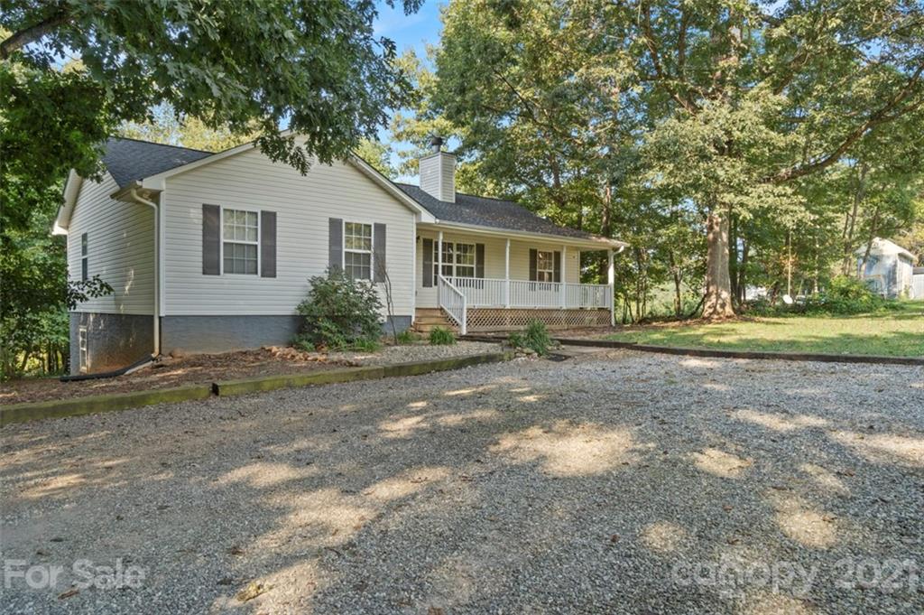 533 Tuckers Grove Road Statesville NC 28625