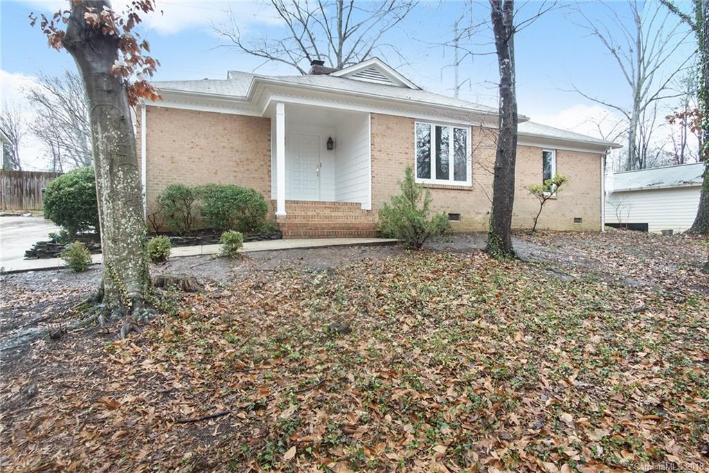 7001 Pleasant Drive Charlotte NC 28211