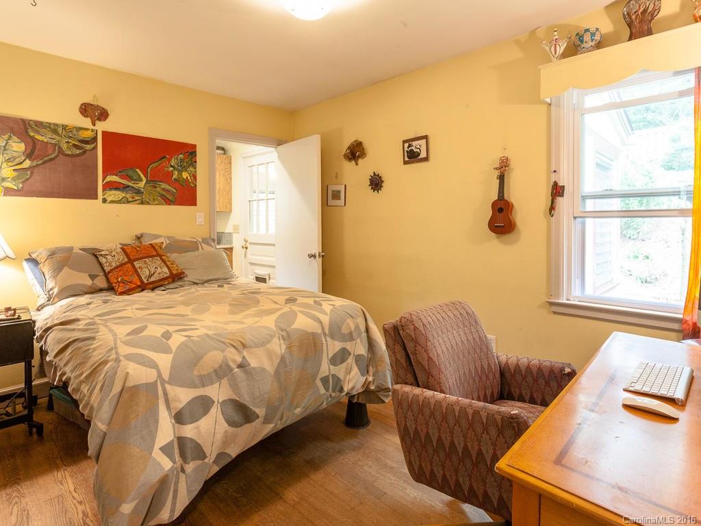 11 Hibriten Drive Asheville NC 28801