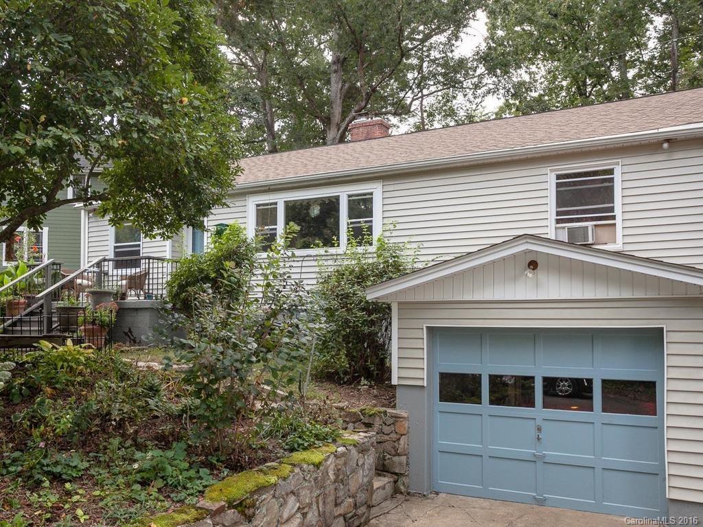 11 Hibriten Drive Asheville NC 28801