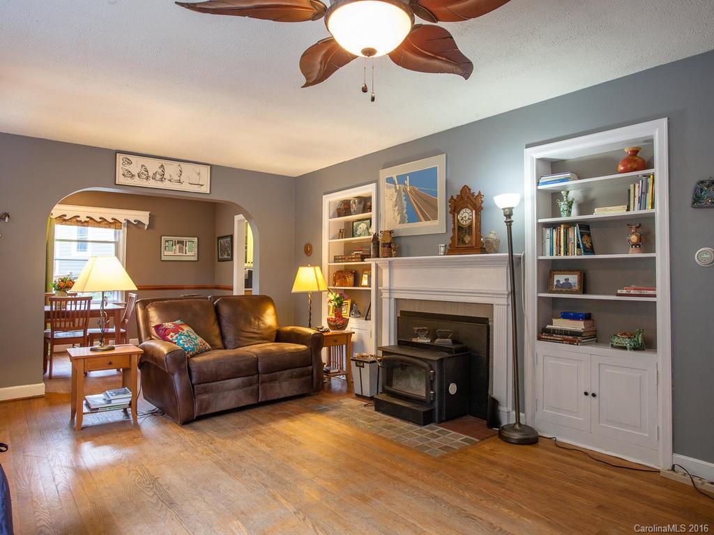 11 Hibriten Drive Asheville NC 28801