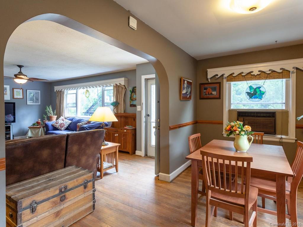 11 Hibriten Drive Asheville NC 28801