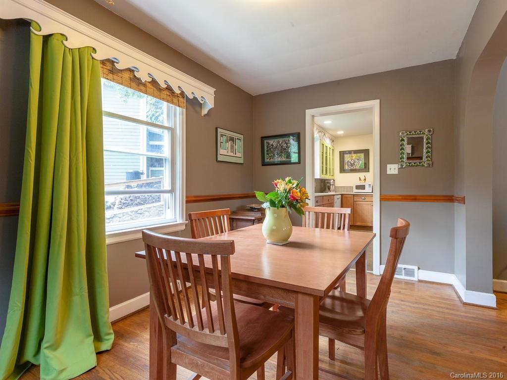 11 Hibriten Drive Asheville NC 28801