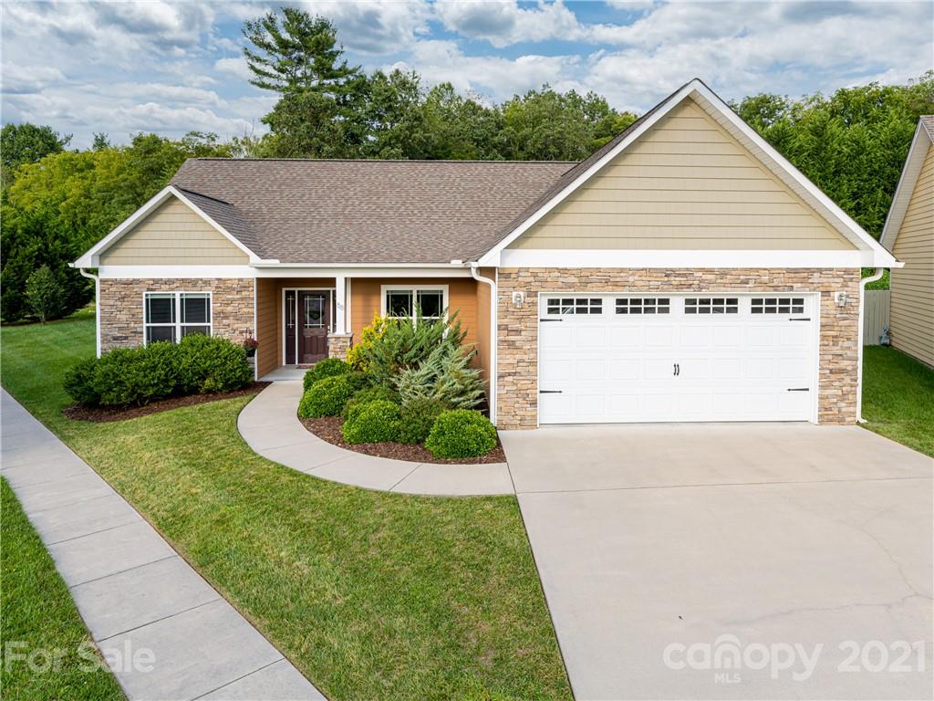88 Weaver Village Way Weaverville NC 28787