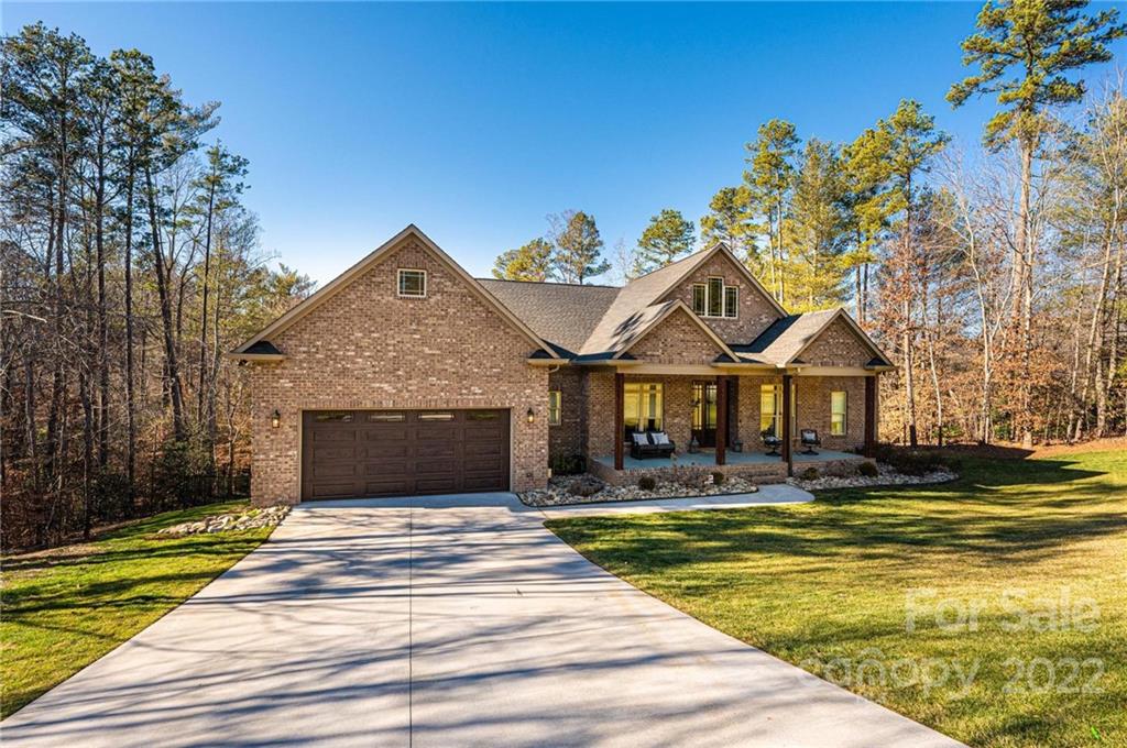 2072 46th Avenue Drive NE Hickory NC 28601