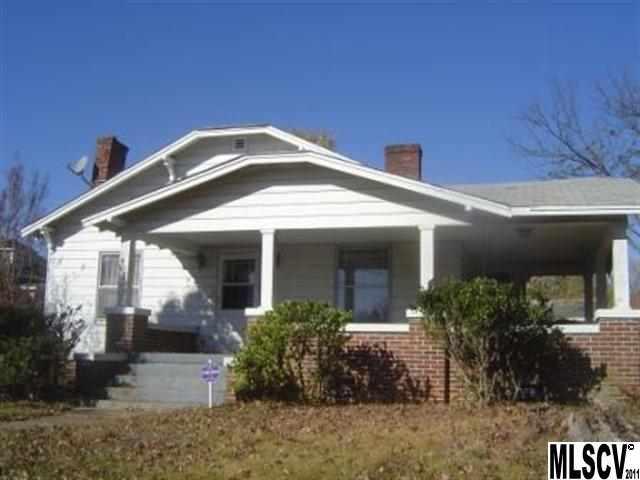 1103 10th Avenue NE Hickory NC 28601