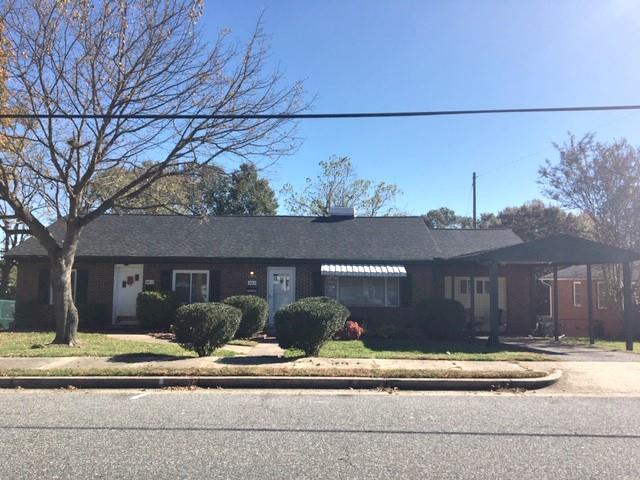 104 12th Street Nw Hickory NC 28601