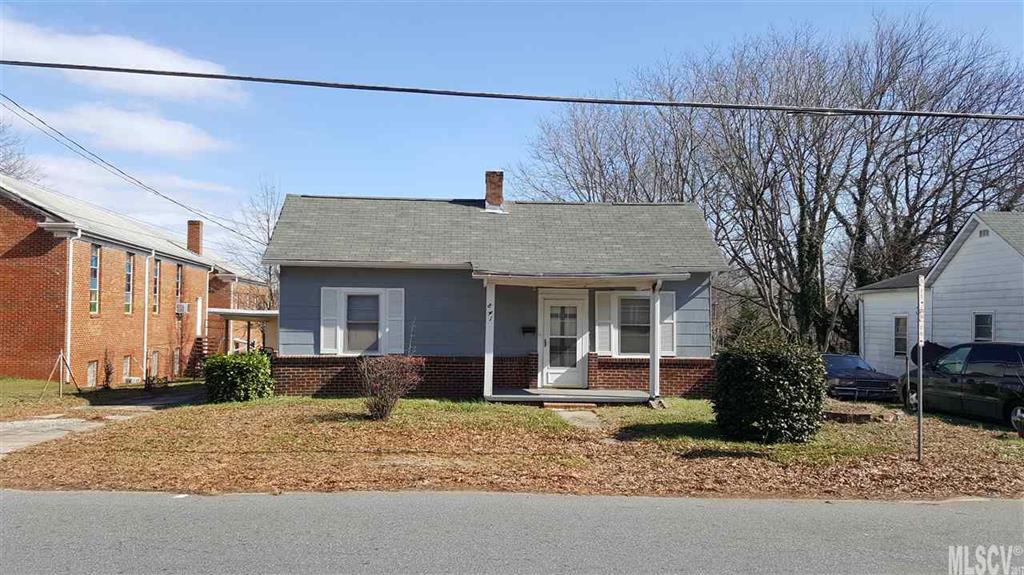 841 1st Street SW Hickory NC 28602