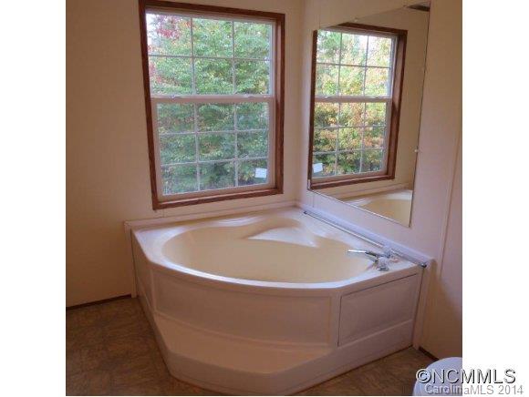 42 Robert Allman Road Weaverville NC 28787