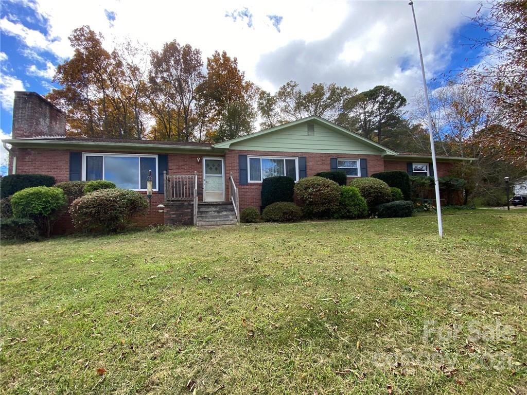 22 Tate Drive Asheville NC 28806
