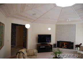 44 Rhododendron Place Asheville NC 28805