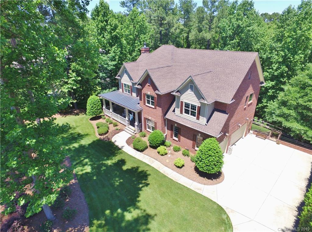 145 E Callicutt Trail Mooresville NC 28117