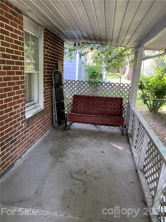 228 Oakdale Street Brevard NC 28712
