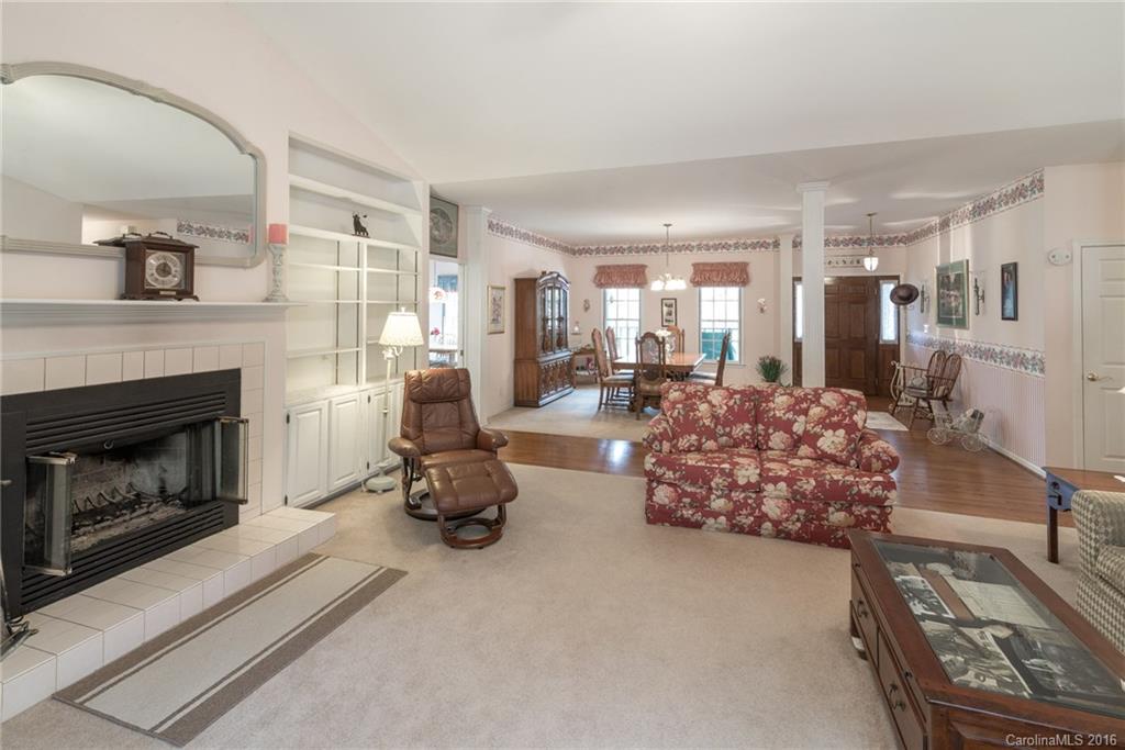 40 Windward Drive Asheville NC 28803