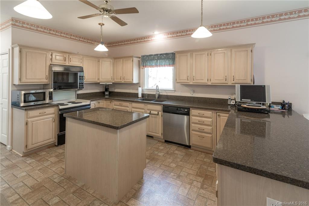 40 Windward Drive Asheville NC 28803