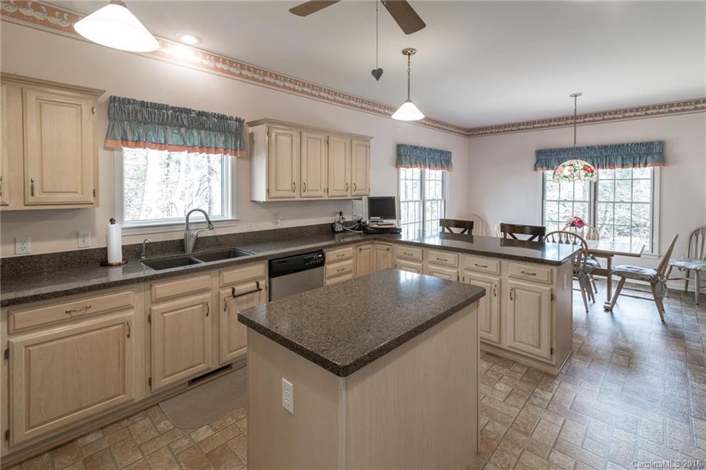 40 Windward Drive Asheville NC 28803