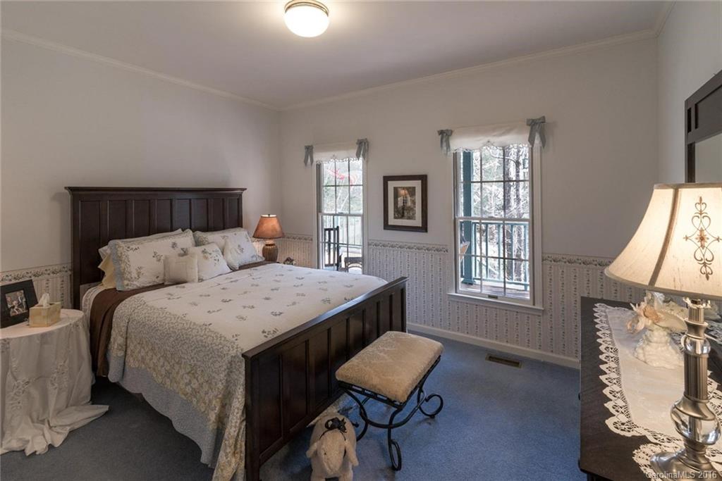 40 Windward Drive Asheville NC 28803