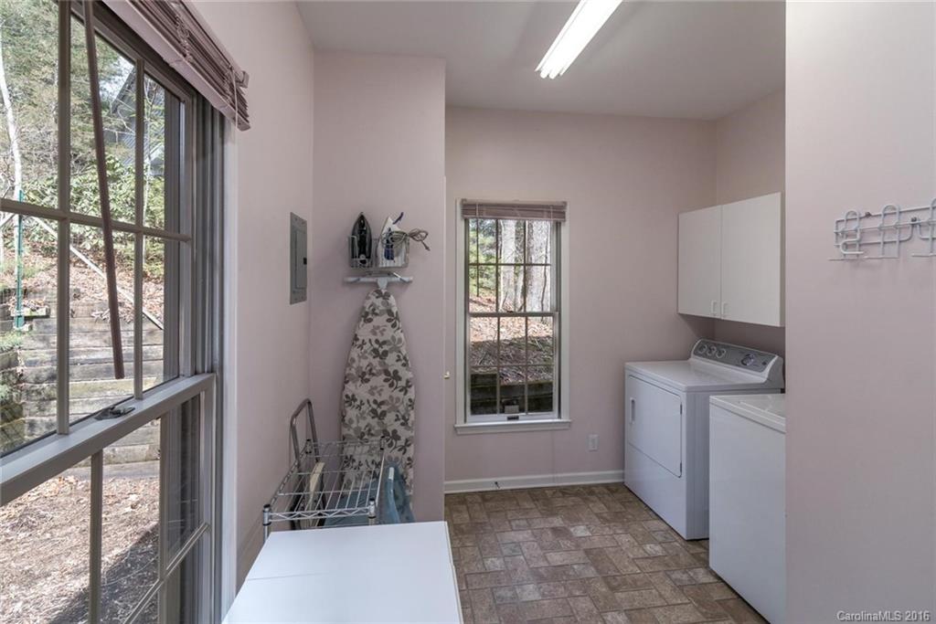 40 Windward Drive Asheville NC 28803