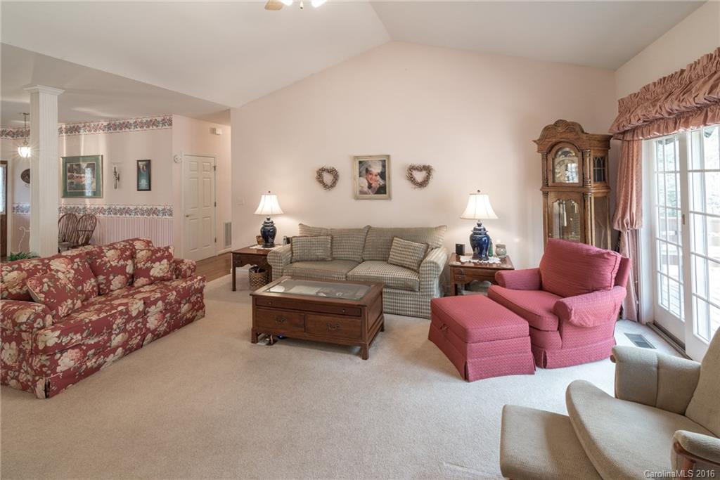 40 Windward Drive Asheville NC 28803