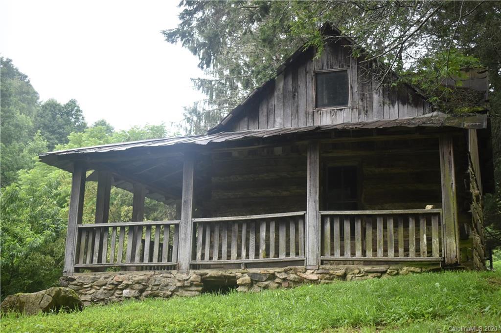5922 Max Patch Road Clyde NC 28721