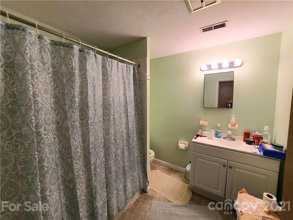 58 Greenleaf Circle Asheville NC 28804