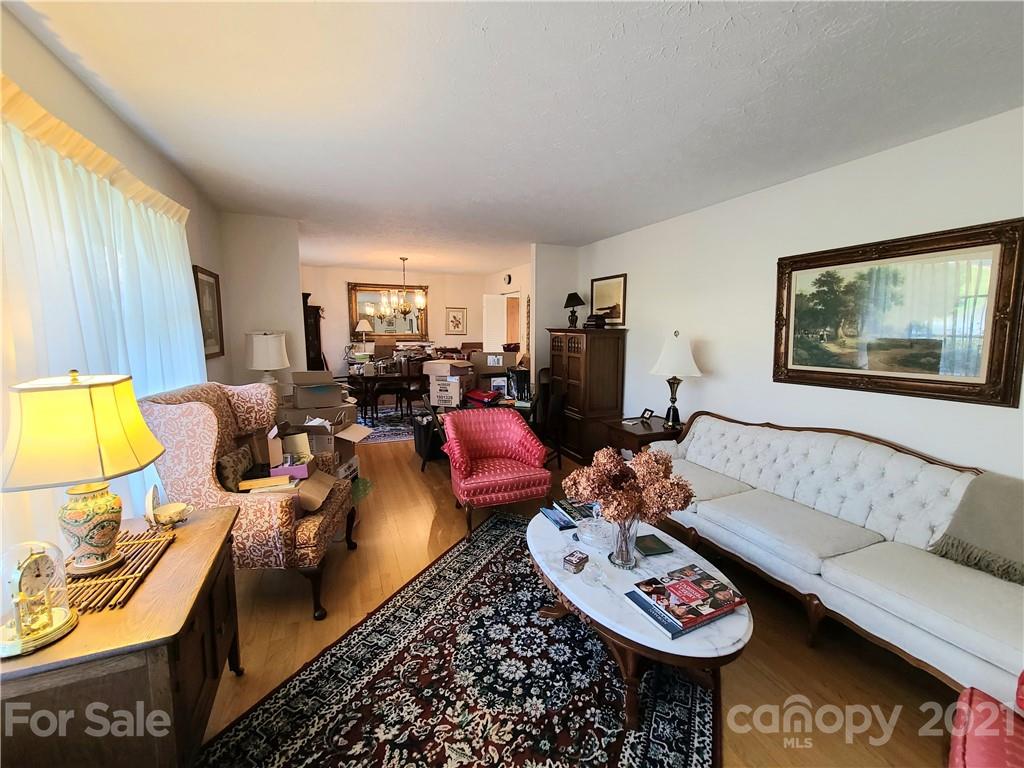 58 Greenleaf Circle Asheville NC 28804