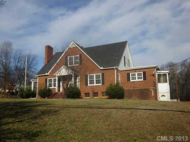 824 W End Avenue Statesville NC 28677