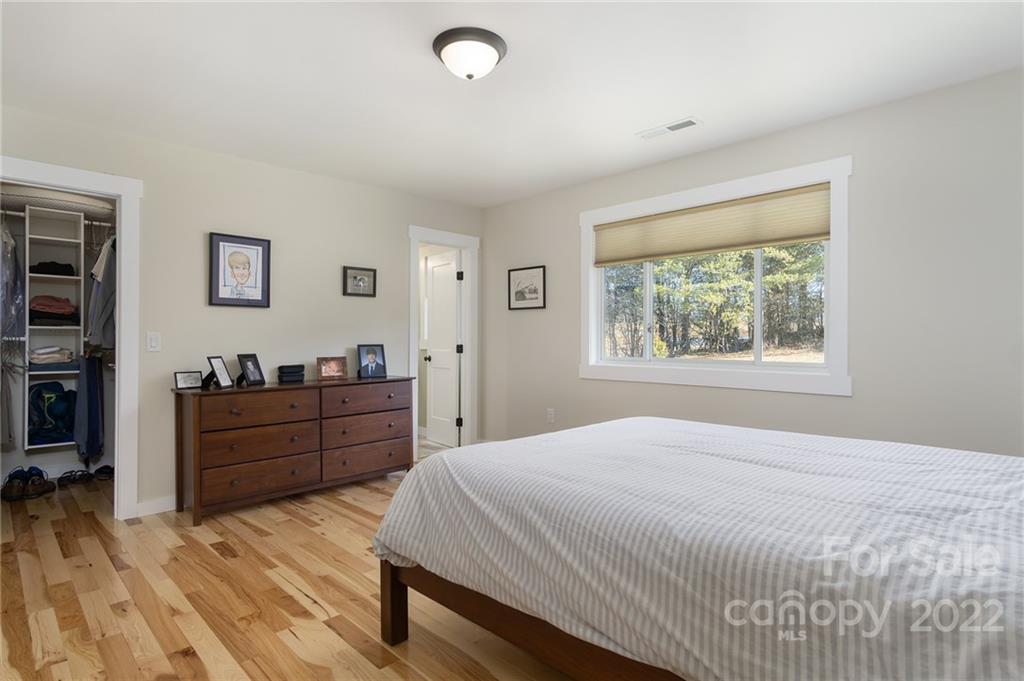 5 Lackey Lane Asheville NC 28804