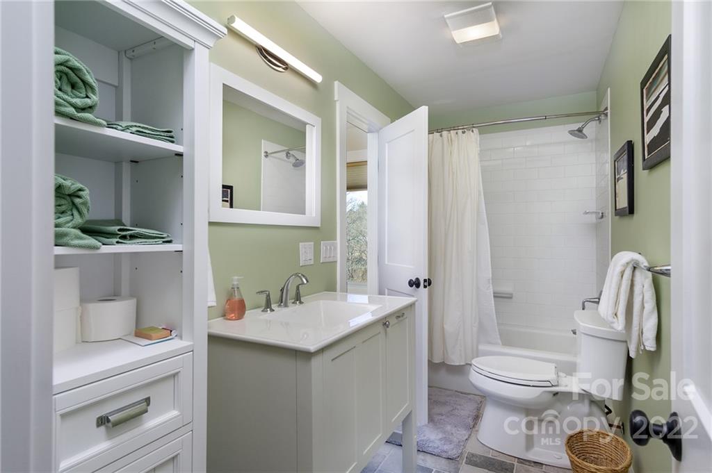 5 Lackey Lane Asheville NC 28804