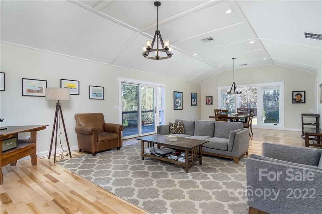 5 Lackey Lane Asheville NC 28804