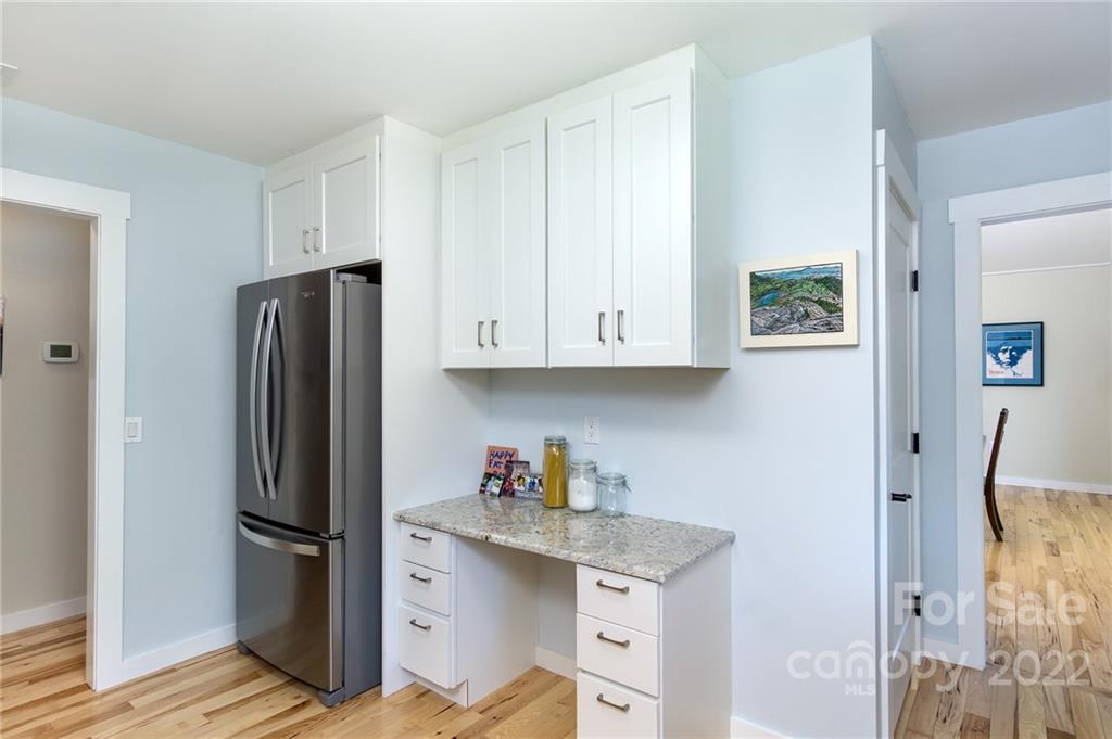 5 Lackey Lane Asheville NC 28804