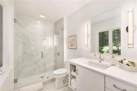 2 Beaverbrook Road Asheville NC 28804