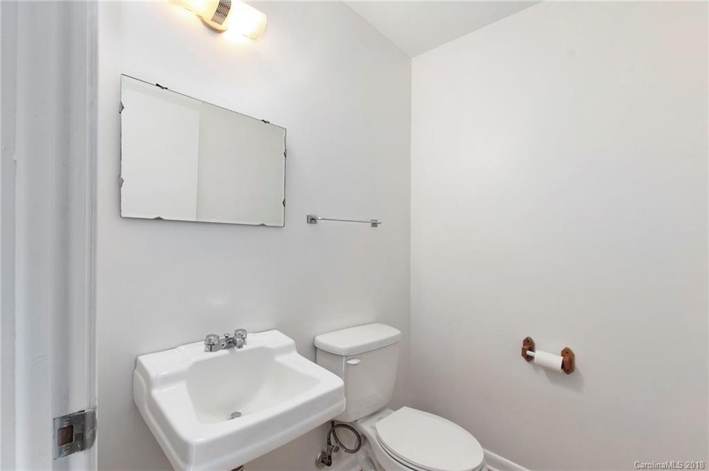 2 Beaverbrook Road Asheville NC 28804