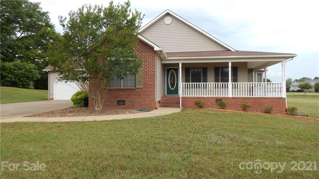 723 Smith Grove Road Forest City NC 28043