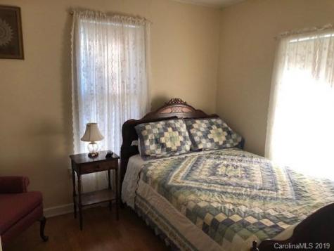 92 Cliff Buchanan Road Spruce Pine NC 28777