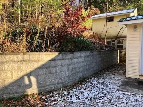92 Cliff Buchanan Road Spruce Pine NC 28777