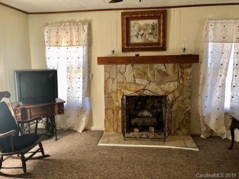 92 Cliff Buchanan Road Spruce Pine NC 28777