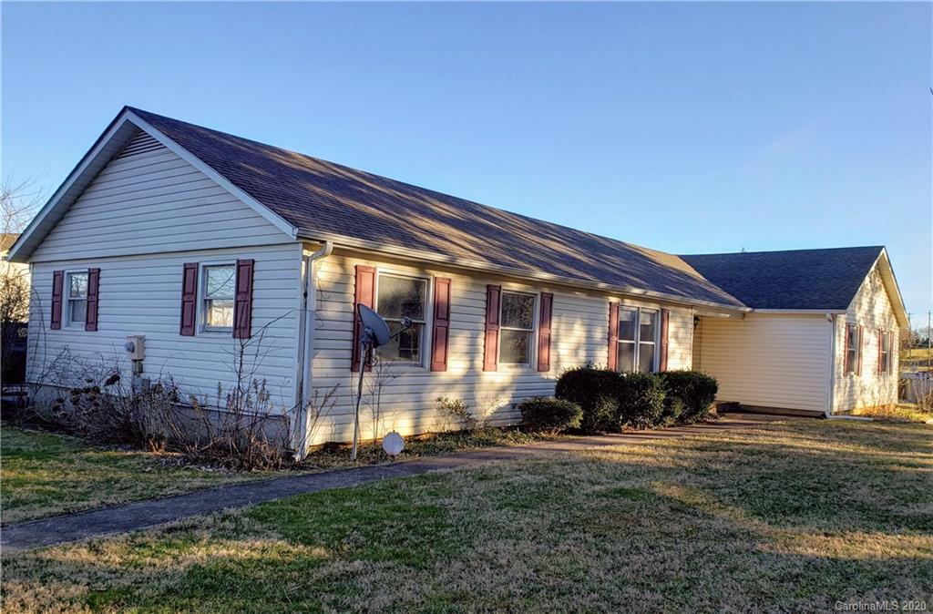 2 Park South Road Arden NC 28704